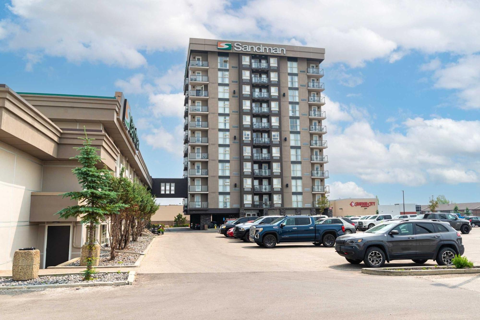 Sandman Hotel Edmonton West Buitenkant foto